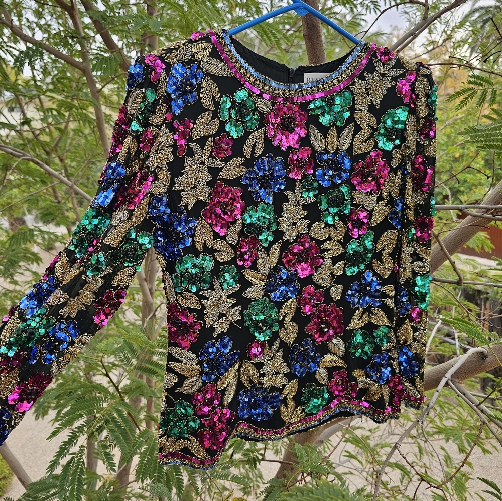 STUNNING VTG Beaded Sequined Top
